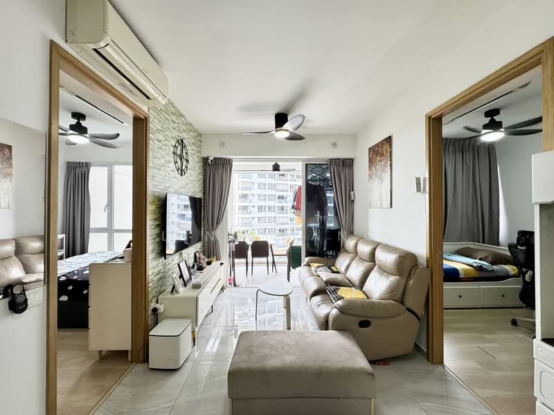 High Park Residences, 31 Fernvale Road, 2 Bedrooms, 581 sqft, Condominium For Rent, by LING WANG, 60206577 - Living Room - PropertyGuru.com.sg