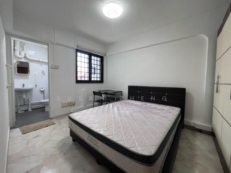 For Rent - 301 Jurong East Street 32