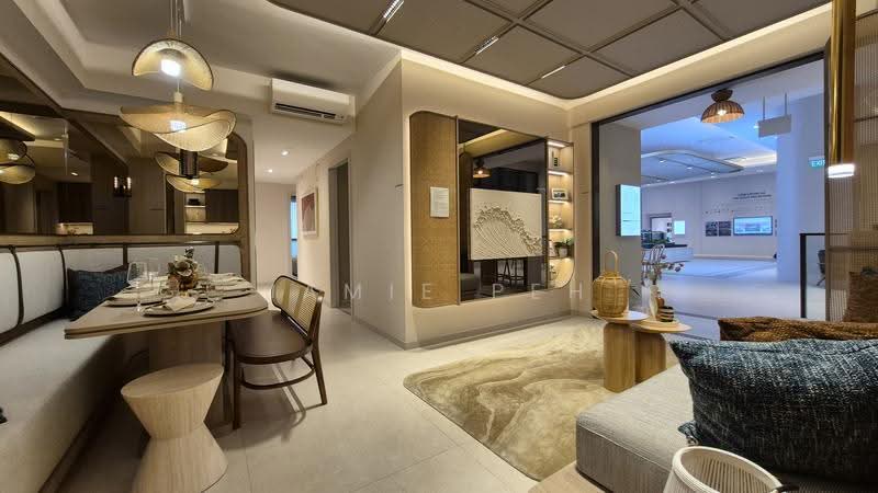 Bagnall Haus, 811 Upper East Coast Road, Bedok / Upper East Coast, 4 Bedrooms, 1,249 sqft, Condominium For Sale, by Jamie Peh, 60206836 - Dining Room - PropertyGuru.com.sg