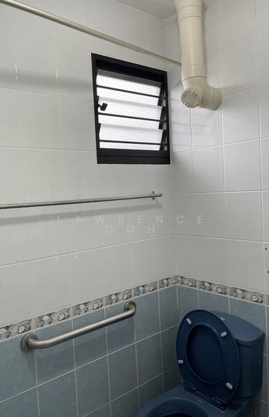 Master Room Attached Toilet - 3 Of 3