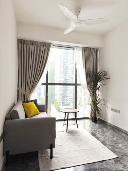 One Bernam, 1 Bernam Street, 1 Bedroom, 441 sqft, Condominium For Rent, by Karen Tai, 60207102 - Living Room - PropertyGuru.com.sg