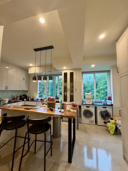 La Suisse II, 1 Swiss View, 3 Bedrooms, 2,045 sqft, Condominium For Sale, by Keenan Tan, 60207160 - Kitchen - PropertyGuru.com.sg