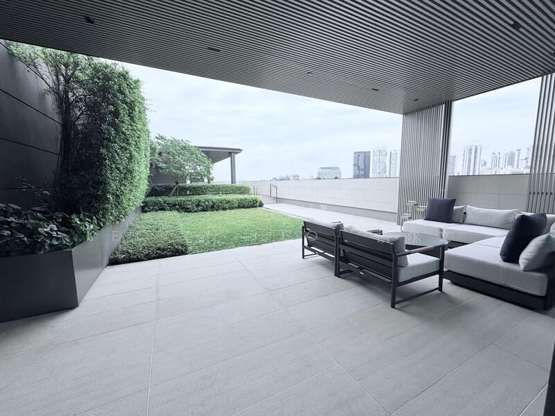 For Sale - 19 Nassim