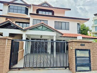 For Sale - Gerald Mugliston Estate