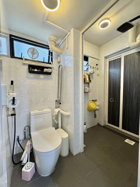 12 Lorong 7 Toa Payoh, 12 Lorong 7 Toa Payoh, 3 Bedrooms, 710 sqft, HDB Flat For Sale, by Derek Chong 张恒福, 60207307 - PropertyGuru.com.sg