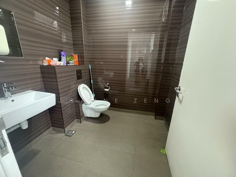 14 Tagore lane, , 1,292 sqft, Light Industrial (B1) For Rent, by Joanne Zeng, 60207461 - Bathroom - CommercialGuru.com.sg
