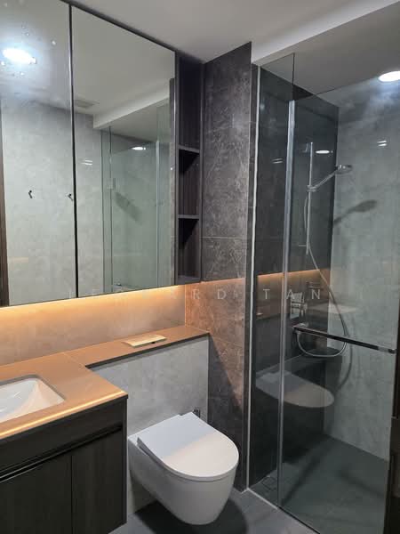 Tembusu Grand Condominium For Sale at S$ 2,270,000 | PropertyGuru Singapore - Bathroom