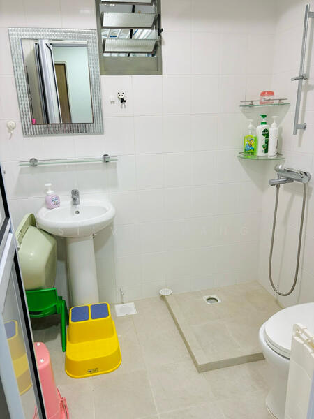 For Rent - 677D Punggol Drive