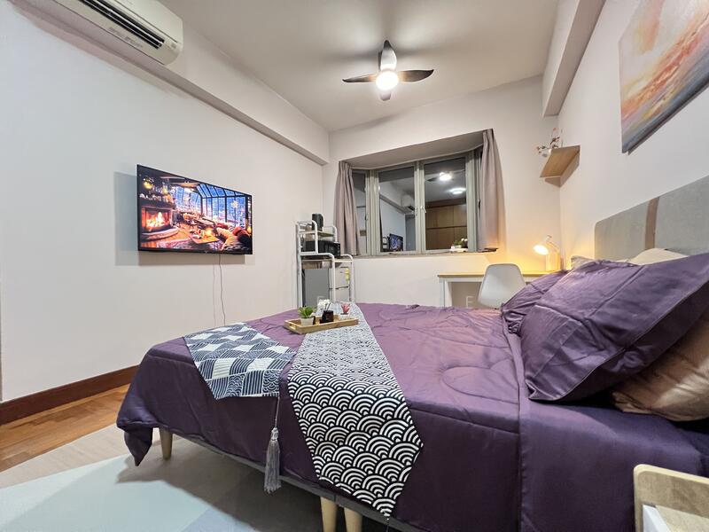 Master Bedroom $2300