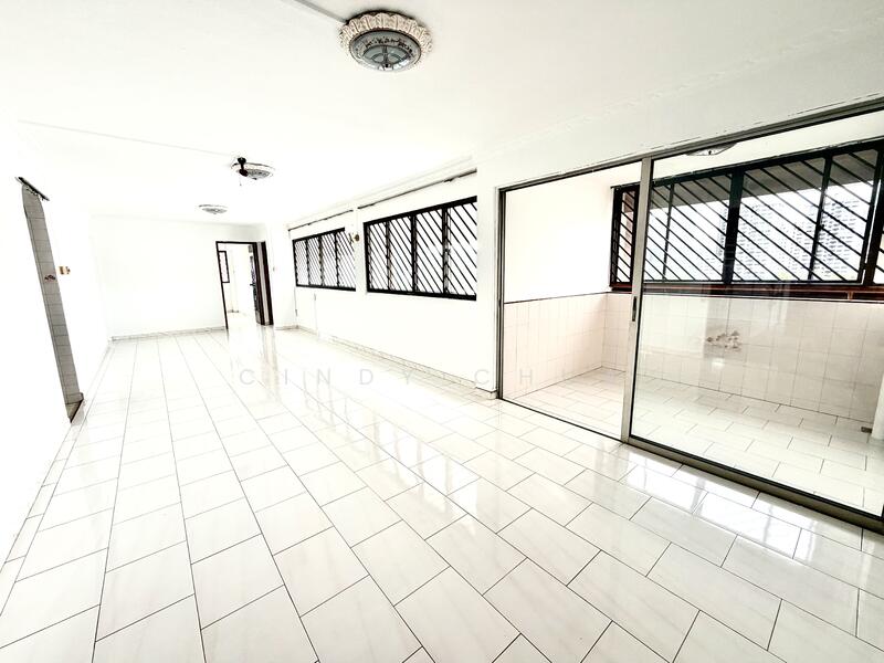 Living room with balcony 