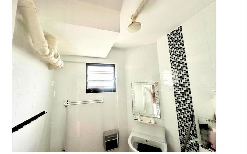 For Sale - 306 Jurong East Street 32