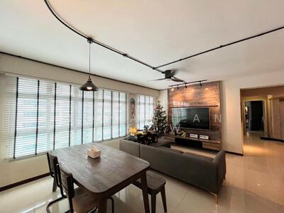 For Sale - 165A Yung Kuang Court