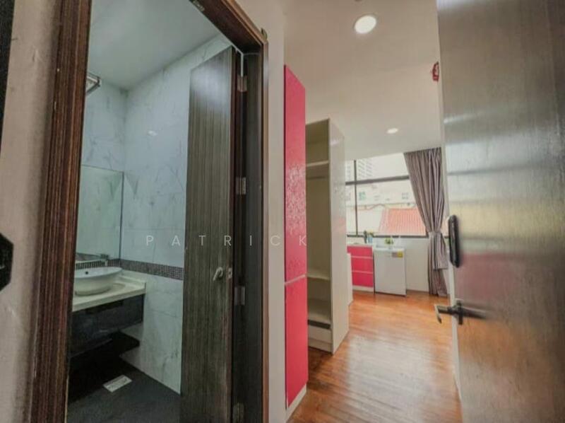 Corridor toward Bathroom