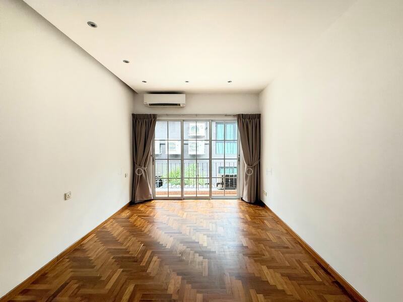 For Rent - King’s road semi detached house