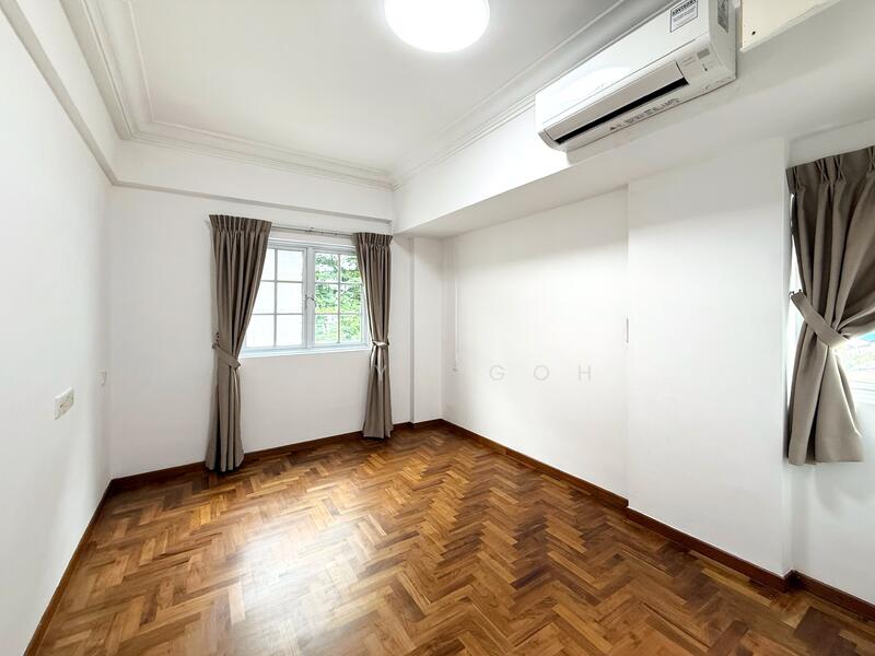 For Rent - King’s road semi detached house