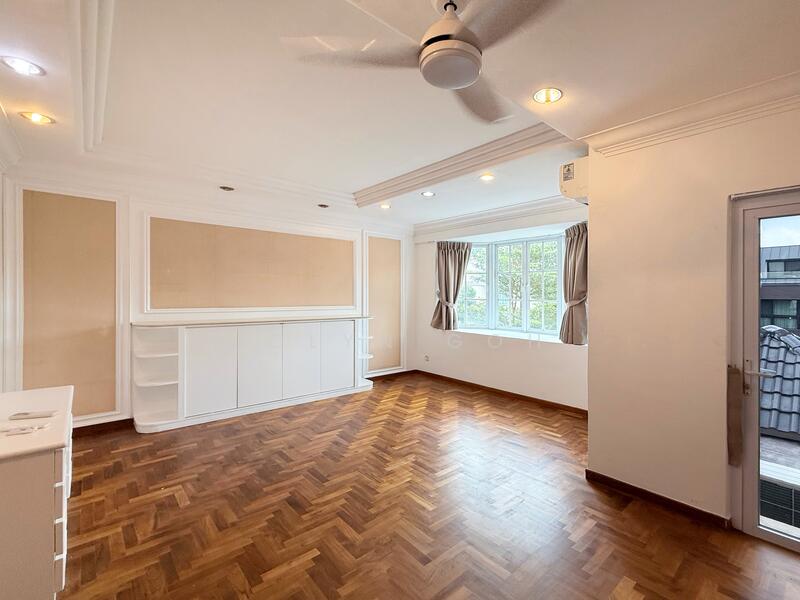 For Rent - King’s road semi detached house