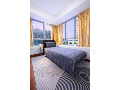 For Rent - Esta Ruby