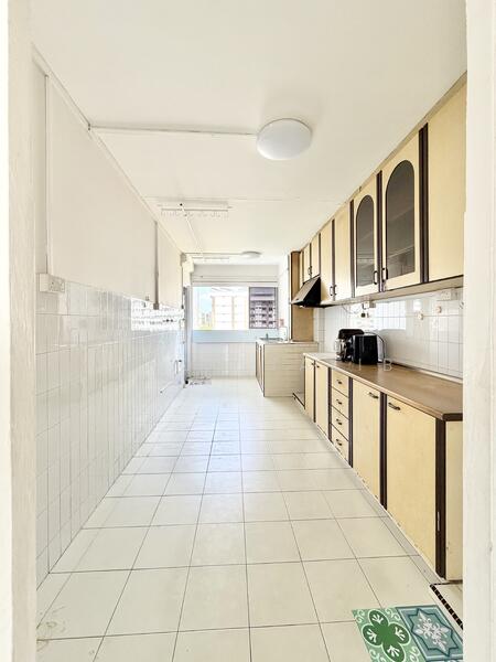 For Sale - 879 Tampines Avenue 8