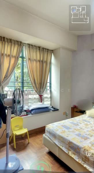 The Hillside, Upper Bukit Timah Road, 3 Bedrooms, 1,313 sqft, Condominium For Sale, by Florence Ng, 60208465 - Bedroom - PropertyGuru.com.sg