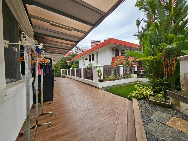 For Sale - ✨D21 elevated plot 2 Sty SD✨Spacious Plot Wide Front ✨1km to Pei Hwa & Beauty World