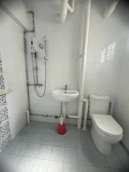 For Sale - 655 Yishun Avenue 4