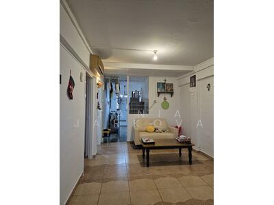 For Sale - 113 Commonwealth Crescent