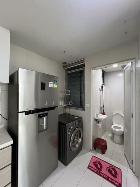 Austville Residences, 19 Sengkang East Avenue, 3 Bedrooms, 1,033 sqft, Executive Condominium For Sale, by Lo Jing Long, 60208780 - Bathroom - PropertyGuru.com.sg