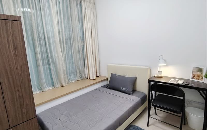 Parc Emily, 5 Mount Emily Road, Room Rental, 160 sqft, Condominium For Rent, by Nigel Eng, 60208788 - Bedroom - PropertyGuru.com.sg