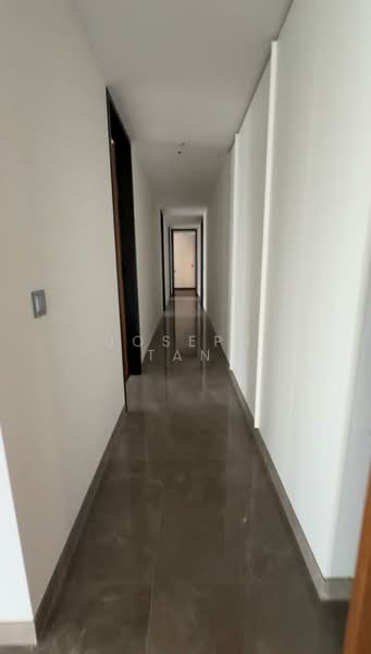 Boulevard 88 Condominium For Sale at S$ 13,880,000 | PropertyGuru Singapore - Corridor