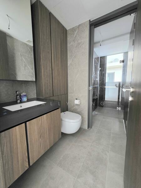 AMO Residence, 23 Ang Mo Kio Rise, 4 Bedrooms, 1,292 sqft, Condominium For Rent, by Sally Ong, 60208934 - Bathroom - PropertyGuru.com.sg