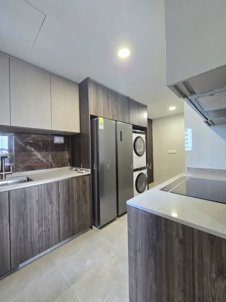 AMO Residence, 23 Ang Mo Kio Rise, 4 Bedrooms, 1,292 sqft, Condominium For Rent, by Sally Ong, 60208934 - Kitchen - PropertyGuru.com.sg