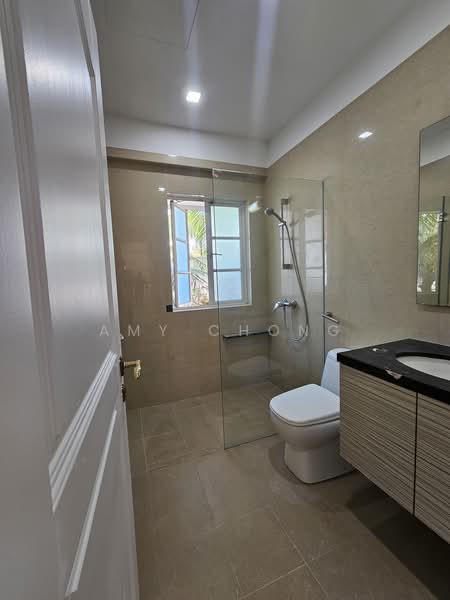 Gentle Villas, , 5 Bedrooms, 7,382 sqft, Detached House For Rent, by Amy Chong, 60208942 - Bathroom - PropertyGuru.com.sg