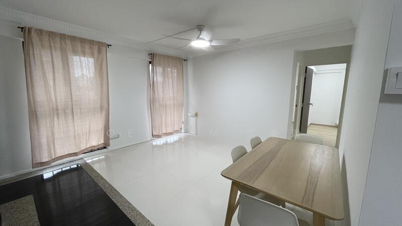 Living Room (View 1)