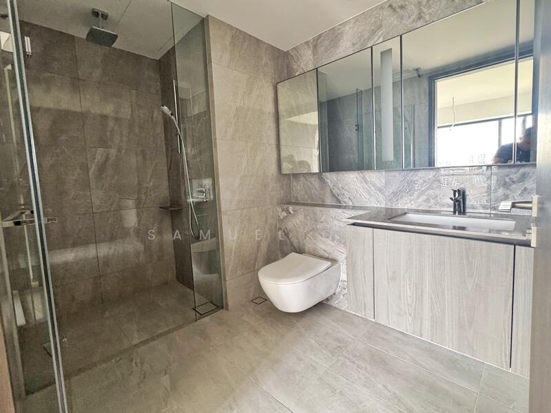 Master Bedroom Toilet