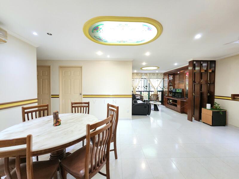 Spacious Living & Dining area