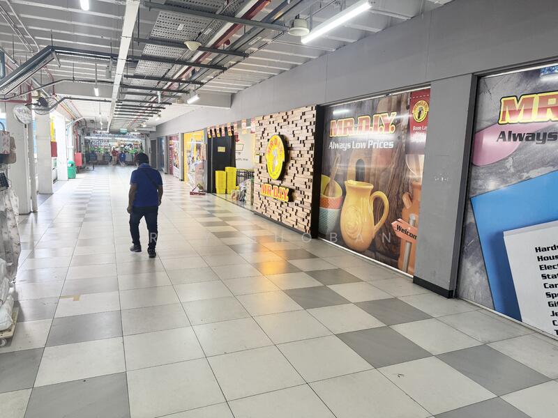 Boon Lay Shopping Centre, 221 Boon Lay Place, 1,249 sqft, Other Retail For Sale, by Roy Shoban, 60209134 - CommercialGuru.com.sg
