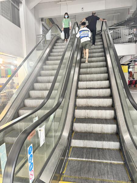 Boon Lay Shopping Centre, 221 Boon Lay Place, 1,249 sqft, Other Retail For Sale, by Roy Shoban, 60209134 - CommercialGuru.com.sg