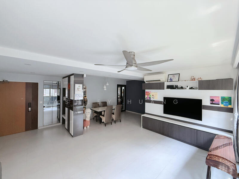 Living & Dining Area