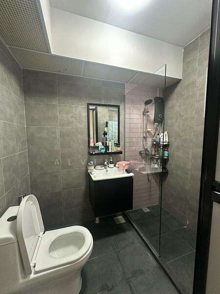 For Sale - 472C Fernvale Street