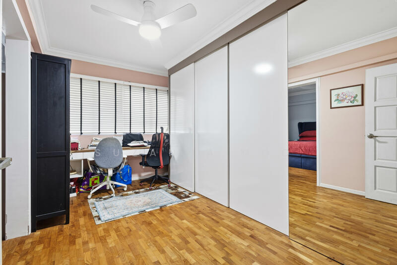 For Sale - 307 Woodlands Avenue 1