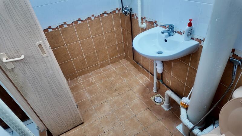 For Sale - 107 Tampines Street 11