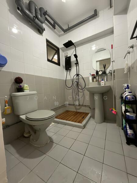 For Sale - 681B Woodlands Drive 62