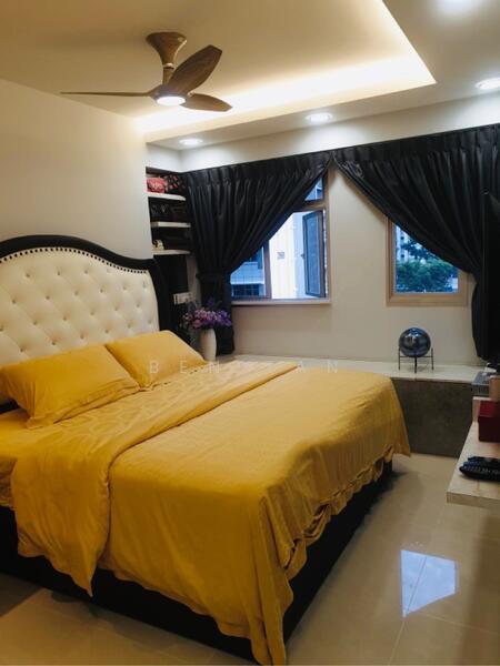 For Sale - 26A Saint George's Lane