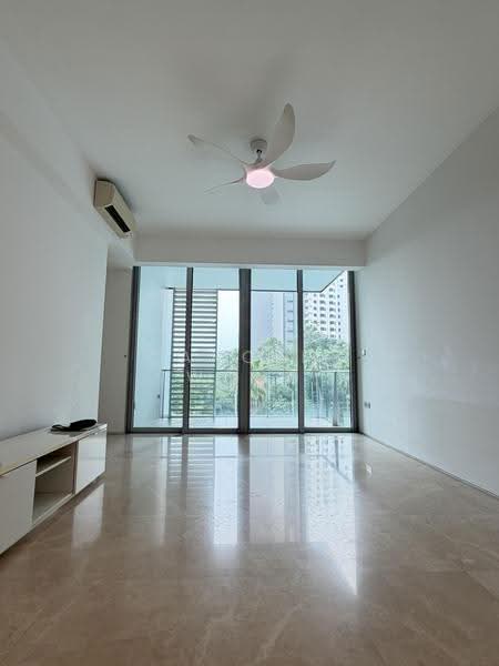 The Vermont On Cairnhill, 12 Cairnhill Rise, Orchard / River Valley, 2 Bedrooms, 915 sqft, Apartment For Sale, by Carolin Wong, 60209490 - Living Room - PropertyGuru.com.sg