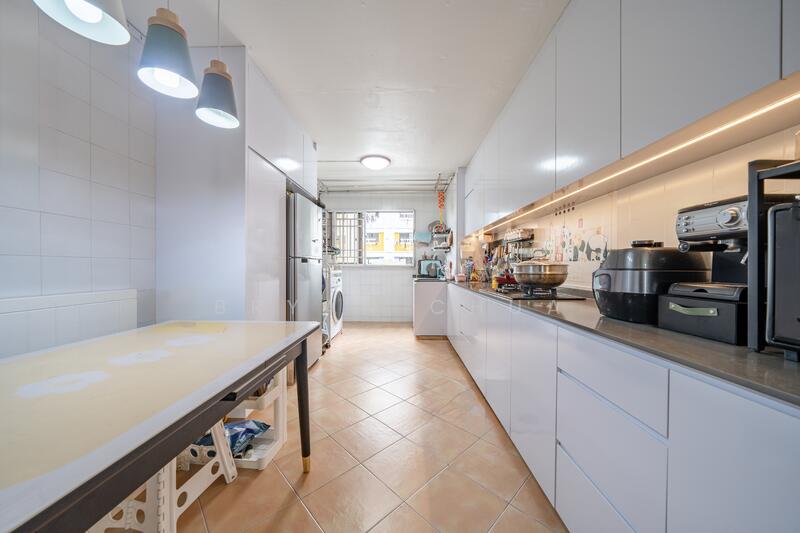 For Sale - 219 Yishun Street 21