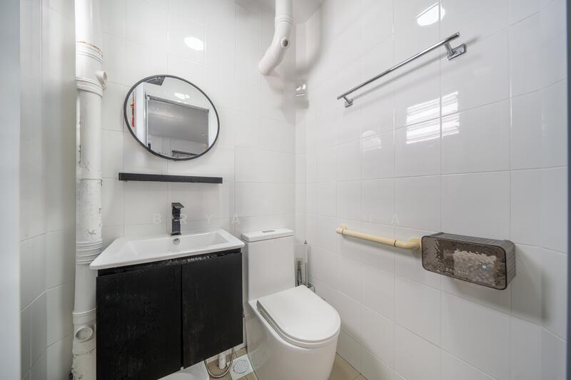 For Sale - 219 Yishun Street 21