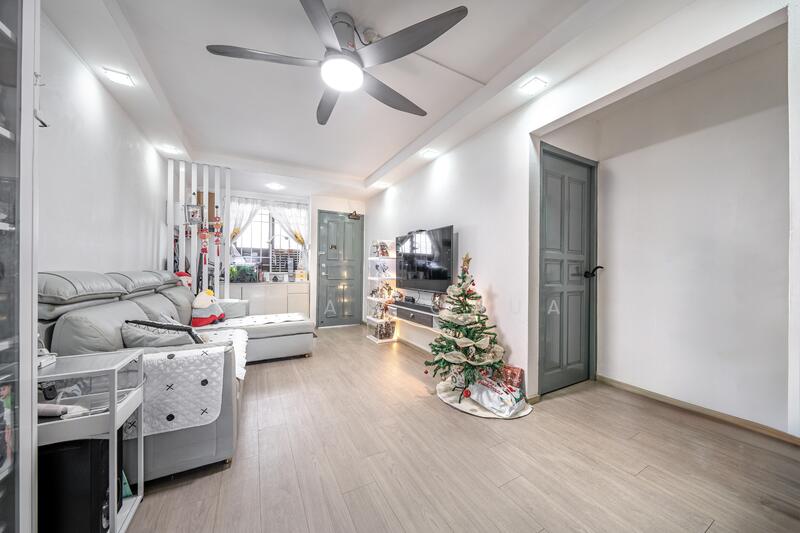 For Sale - 219 Yishun Street 21