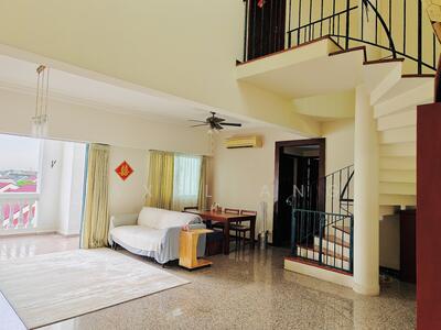 For Sale - Stratford Court