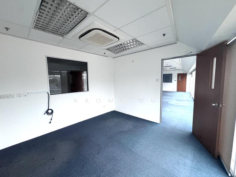 CHEAP BIG FLOOR PLATE OFFICE IN D9 NEAR MRT PARTIAL OR UNFURNISHED, Orchard / River Valley, 8,700 sqft, Office For Rent, by Naomi Wu, 60209710 - CommercialGuru.com.sg