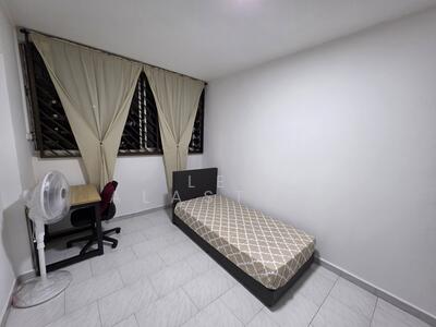 For Rent - 855 Yishun Ring Road